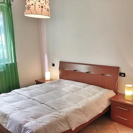 Διαμέρισμα Saskia 1 *